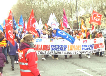 Près de 8 000 manifestants à Carcassonne contre la réforme des retraites :