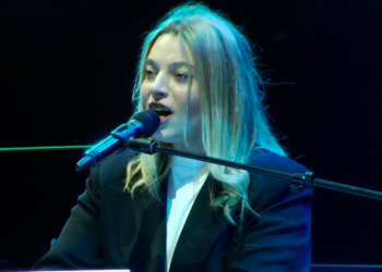 Santa au Festival de Carcassonne