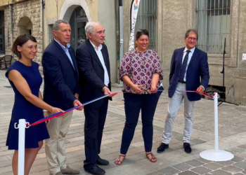 Inauguration de la rue Pont Vieux rénovée dans le cadre de l’opération Grand Site