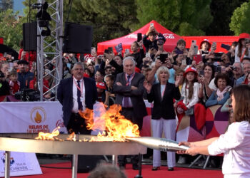 La Flamme Olympique à Carcassonne