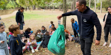 Les enfants de Carcassonne participent à l’opération Nettoyons la Nature :